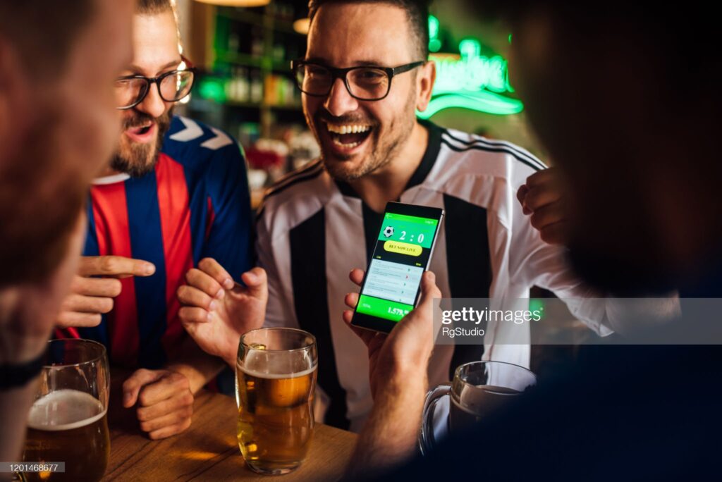 Tips Menang Bermain Judi Bola Online